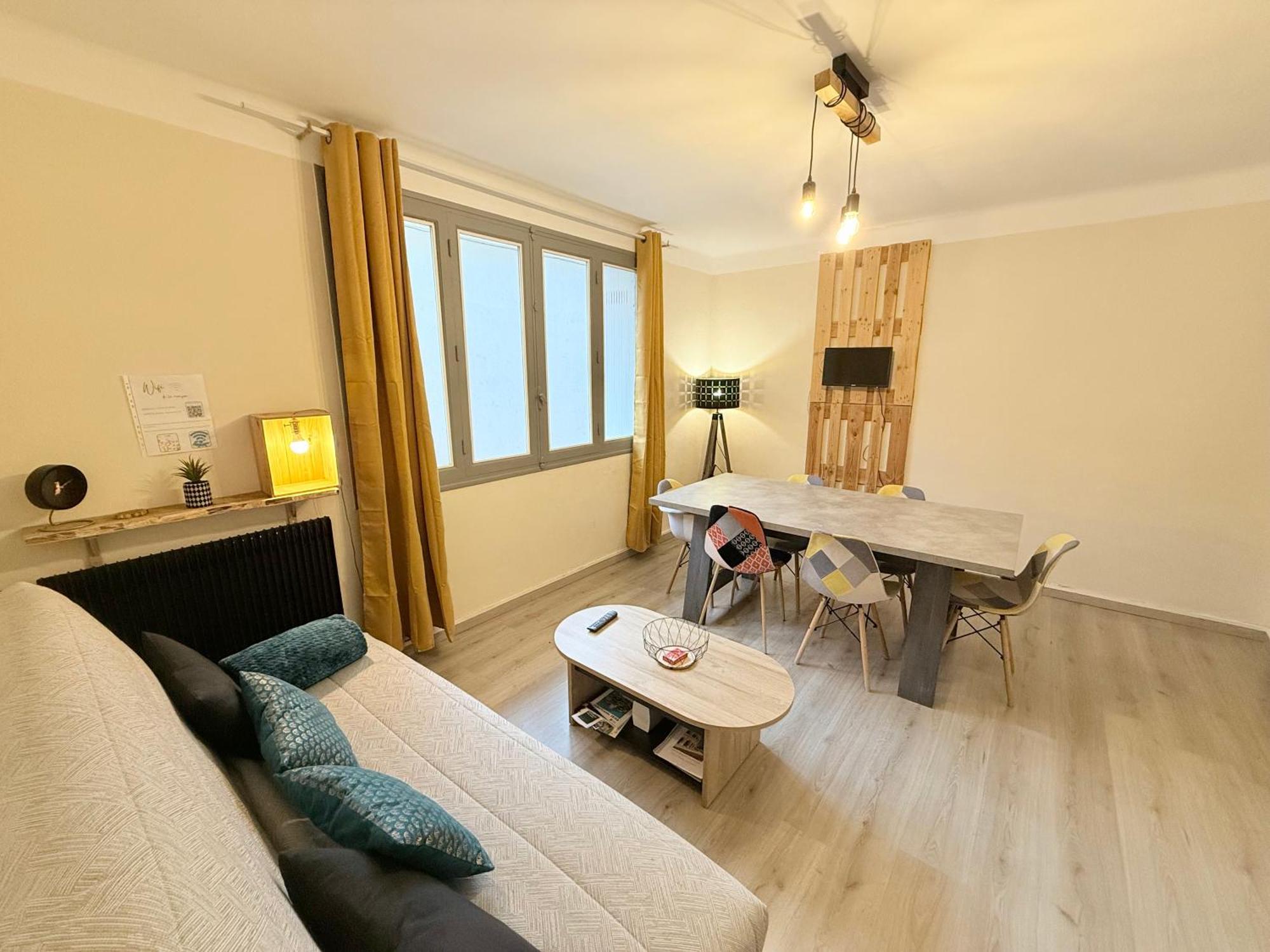 Les Arenes De Nimes - Centre Ville 10 Min Gare -Parking- 2 Chambres Buitenkant foto